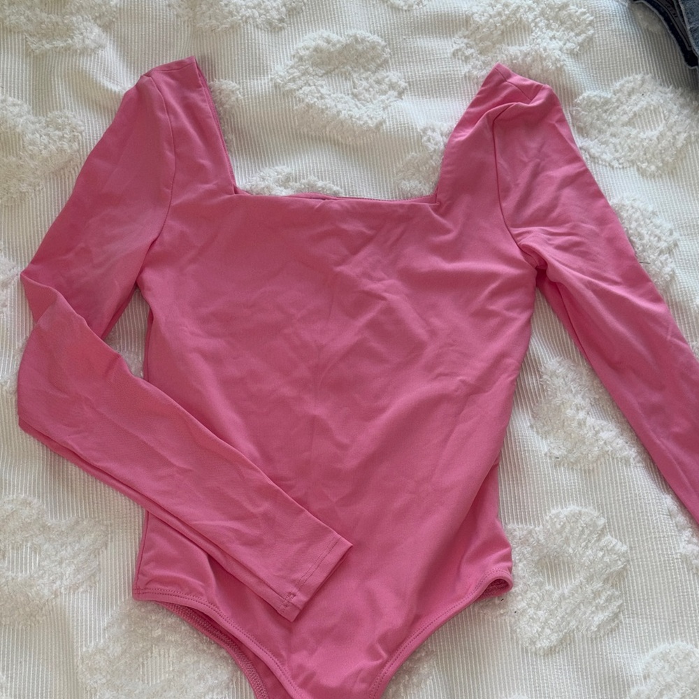 Francesca’s • Pink Long Sleeve Bodysuit
